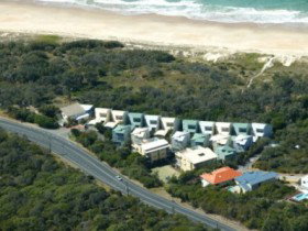 Castaway Cove Noosa - Lismore Accommodation 0