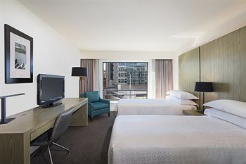 Hyatt Regency Sydney - Lismore Accommodation 1