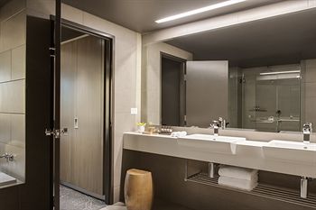 PARKROYAL Darling Harbour, Sydney - Lismore Accommodation 7