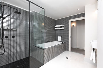 Ovolo Woolloomooloo - Lismore Accommodation 68