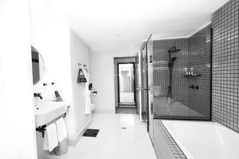 Ovolo Woolloomooloo - Lismore Accommodation 82