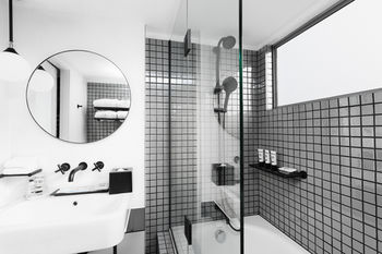 Ovolo Woolloomooloo - Lismore Accommodation 83