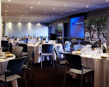 Novotel Sydney Rockford Darling Harbour - Lismore Accommodation 18