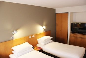 Novotel Sydney Rockford Darling Harbour - Lismore Accommodation 24