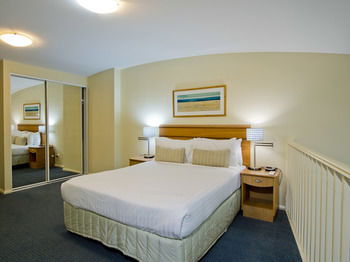 Oaks Waterfront Resort - The Entrance - Lismore Accommodation 27