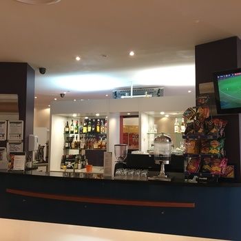 Ramada Encore Dandenong - Lismore Accommodation 18