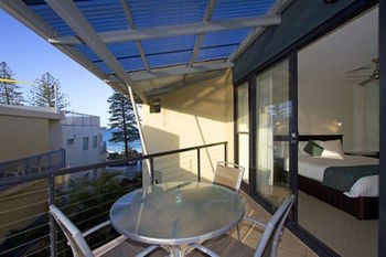 Beach Retreat Coolum - Lismore Accommodation 8