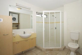 Beach Retreat Coolum - Lismore Accommodation 11