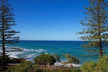 Beach Retreat Coolum - Lismore Accommodation 14