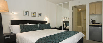 Beach Retreat Coolum - Lismore Accommodation 23