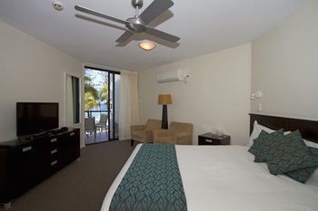 Beach Retreat Coolum - Lismore Accommodation 27