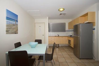 Beach Retreat Coolum - Lismore Accommodation 34