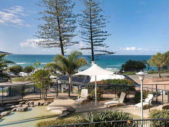 Beach Retreat Coolum - Lismore Accommodation 48