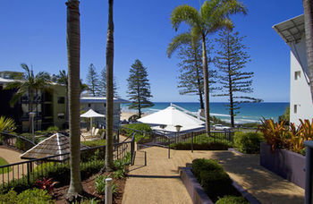 Beach Retreat Coolum - Lismore Accommodation 52