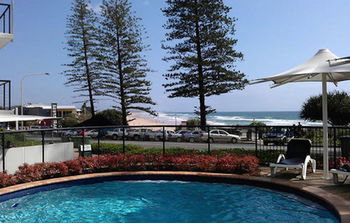 Beach Retreat Coolum - Lismore Accommodation 53
