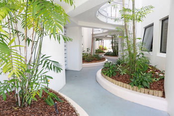 Beach Club Resort - Lismore Accommodation 3