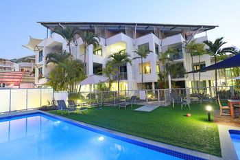 Beach Club Resort - Lismore Accommodation 13
