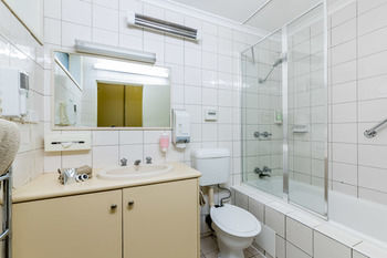 Best Western Melbourne's Princes Park Motor Inn - Lismore Accommodation 50