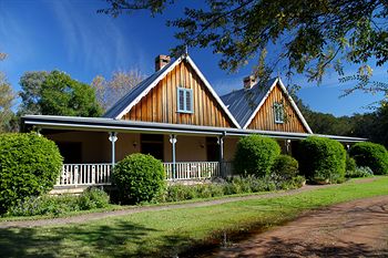 Carriages Boutique Hotel - Lismore Accommodation 21