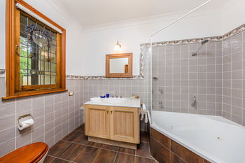 Carriages Boutique Hotel - Lismore Accommodation 35