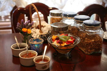 Lavender House B&B - Lismore Accommodation 4