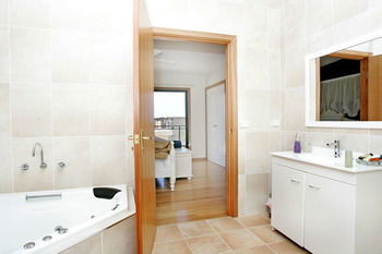 Lavender House B&B - Lismore Accommodation 7