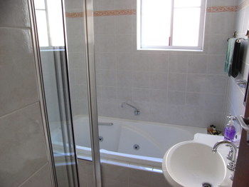 Lavender House B&B - Lismore Accommodation 9