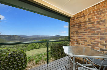 Artisan Spa Views - Lismore Accommodation 6