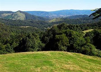 Artisan Spa Views - Lismore Accommodation 0