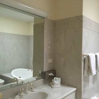 Eltham Gateway Hotel - Lismore Accommodation 3