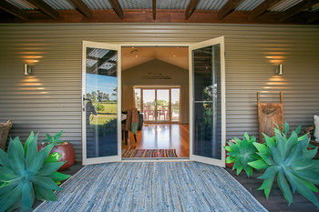 Lilies Luxury Retreats - Lismore Accommodation 31
