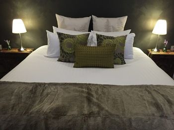 Lilies Luxury Retreats - Lismore Accommodation 49