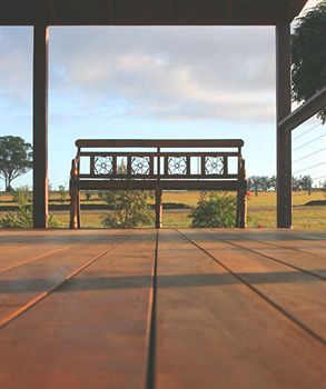 Lilies Luxury Retreats - Lismore Accommodation 7