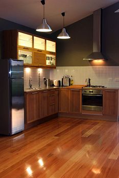 Lilies Luxury Retreats - Lismore Accommodation 10