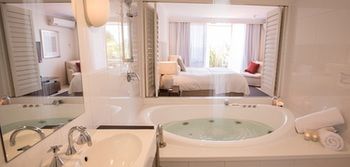 Bannisters By The Sea - Lismore Accommodation 5