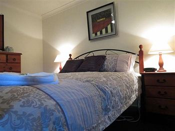 Barrington Wilderness Cedar Lodge Accommodation - Lismore Accommodation 4