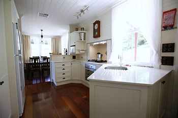 Singletons Retreat - Lismore Accommodation 11