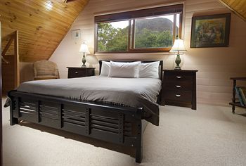 Glass House Mountains Ecolodge - Lismore Accommodation 16