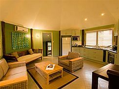 Glass House Mountains Ecolodge - Lismore Accommodation 1