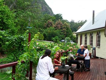 Glass House Mountains Ecolodge - Lismore Accommodation 5
