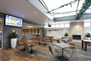 The Lakes Hotel - Lismore Accommodation 39