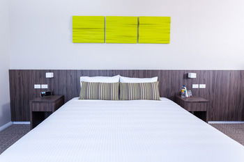 Ibis Styles The Entrance - Lismore Accommodation 8