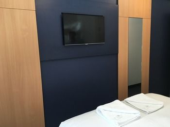 Ibis Budget Gosford - Lismore Accommodation 8