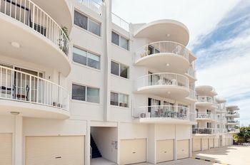 Bayviews & Harbourview Holiday Apartments - Lismore Accommodation 0