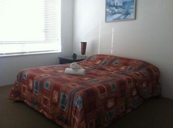 Bayviews & Harbourview Holiday Apartments - Lismore Accommodation 2