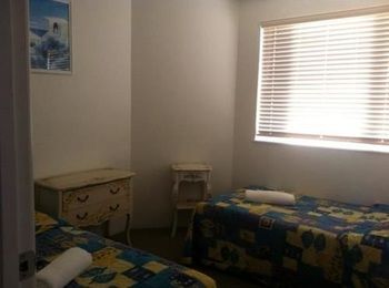 Bayviews & Harbourview Holiday Apartments - Lismore Accommodation 4
