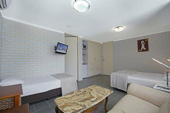 Jacaranda Noosa - Lismore Accommodation 51
