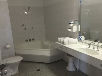 Ulladulla Harbour Motel - Lismore Accommodation 33