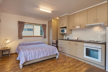 Gundagai Cabins & Tourist Park - Lismore Accommodation 16