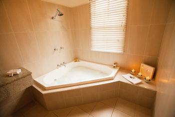 Spicers Vineyards Estate - Lismore Accommodation 11